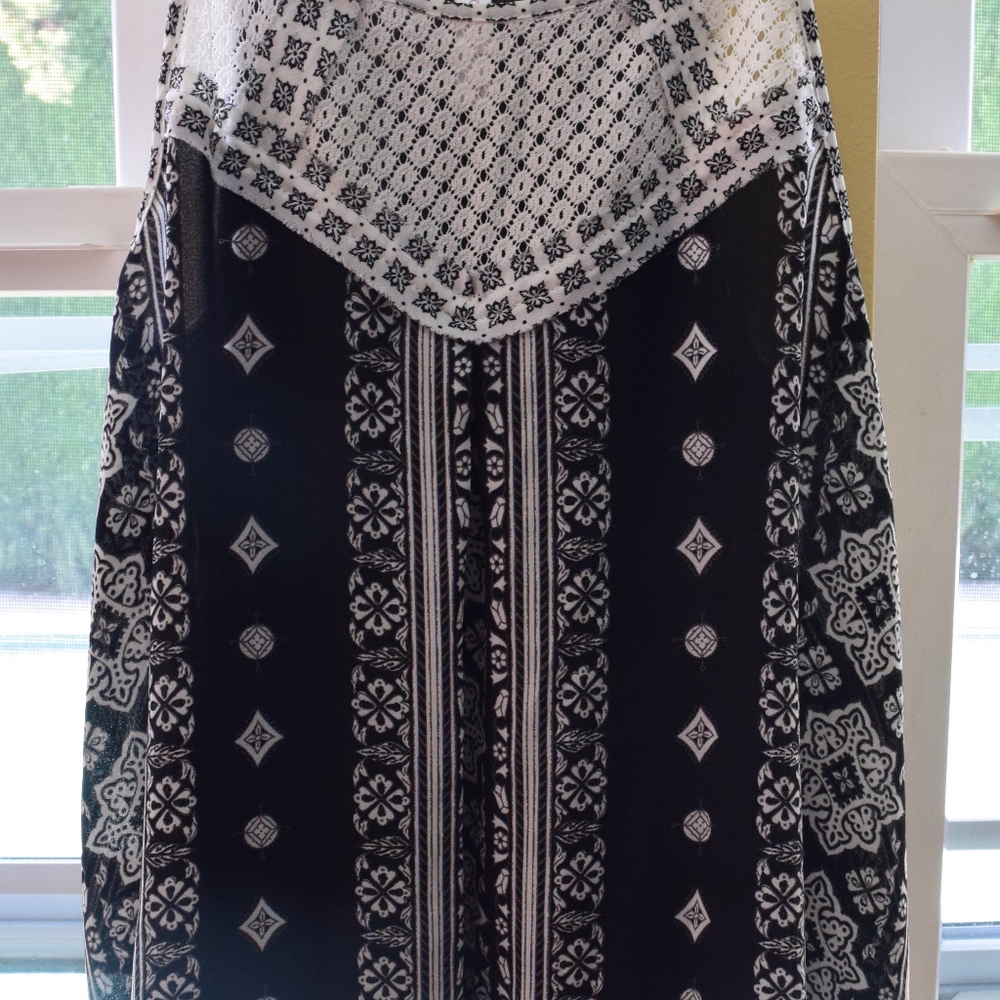 Xhilaration Top Small